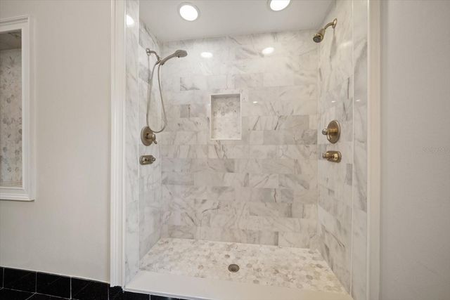 1102 PALM VIEW AVENUE, Belleair, FL 33756