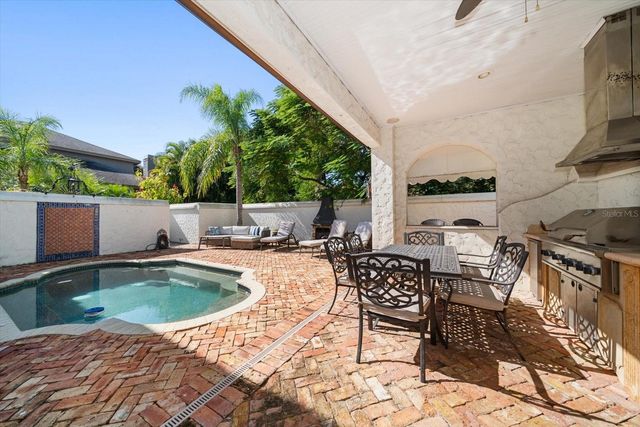 1102 PALM VIEW AVENUE, Belleair, FL 33756