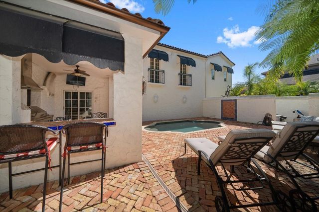 1102 PALM VIEW AVENUE, Belleair, FL 33756