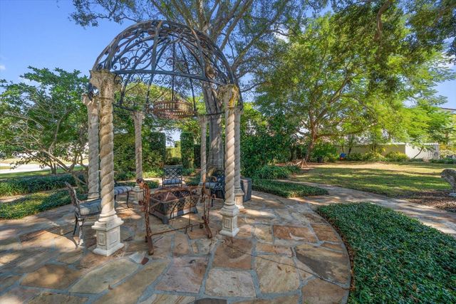 1102 PALM VIEW AVENUE, Belleair, FL 33756