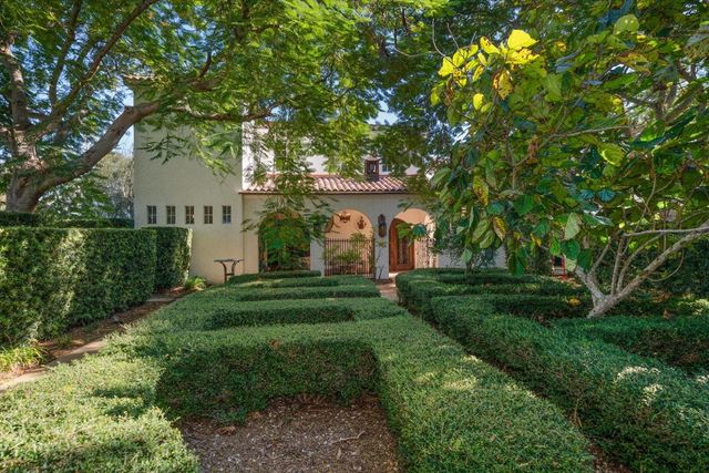 1102 PALM VIEW AVENUE, Belleair, FL 33756