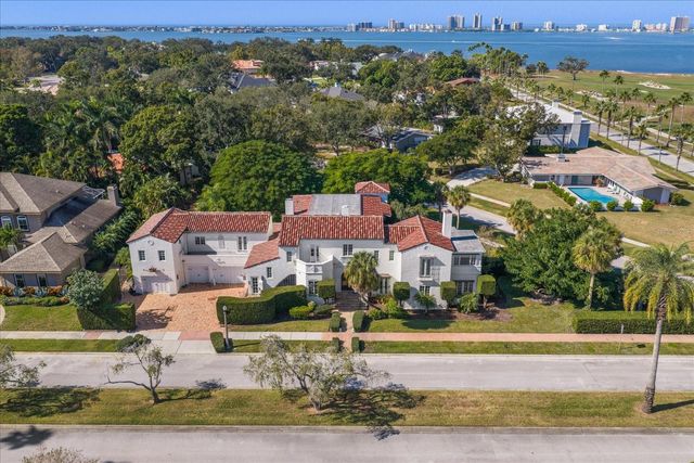 1102 PALM VIEW AVENUE, Belleair, FL 33756