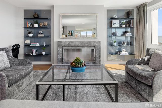 1200 California Street 19C, San Francisco, CA 94109