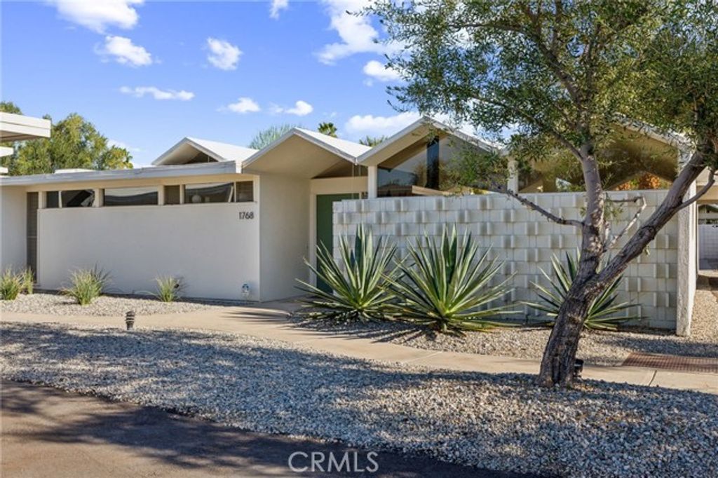 1768 S Araby Drive, Palm Springs, CA 92264