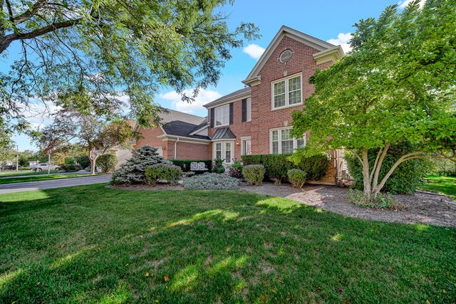 1145 Oxford Lane, Lake Zurich, IL 60047