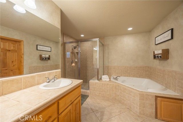 166 N Teakwood, Big Bear Lake, CA 92315