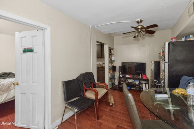 796 Livingston Avenue, Albany, NY 12206