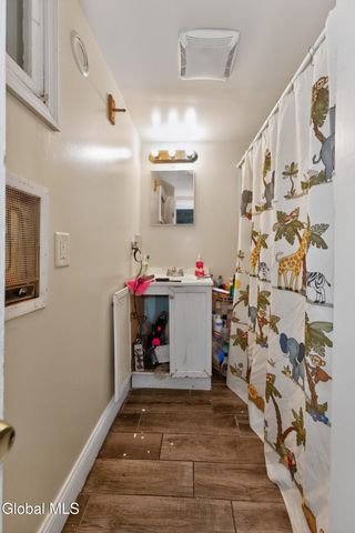 796 Livingston Avenue, Albany, NY 12206