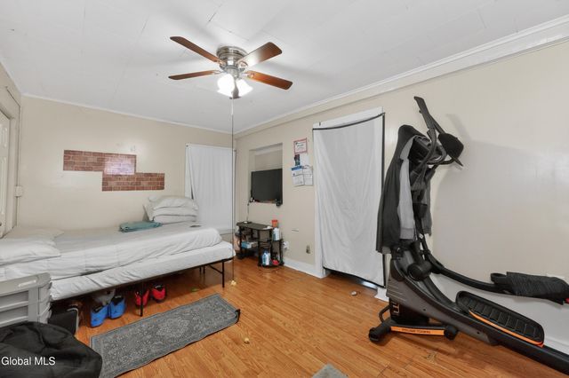 796 Livingston Avenue, Albany, NY 12206