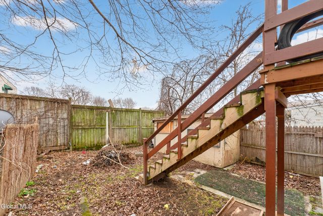 796 Livingston Avenue, Albany, NY 12206