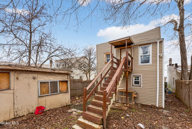 796 Livingston Avenue, Albany, NY 12206