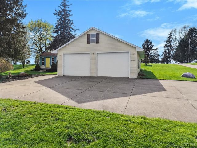 5949 South Street Road, Fleming, NY 13021