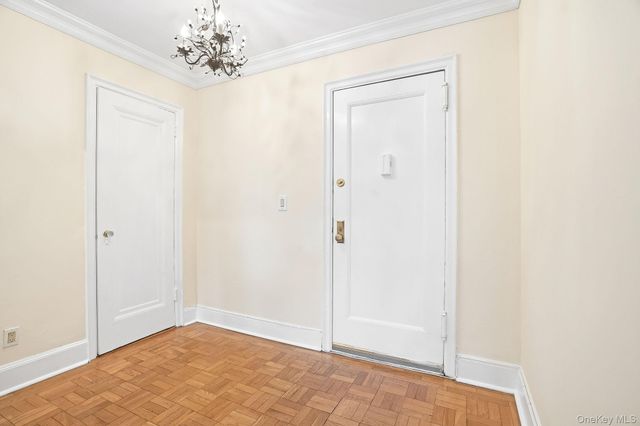 910 Stuart Avenue 2C, Mamaroneck, NY 10543