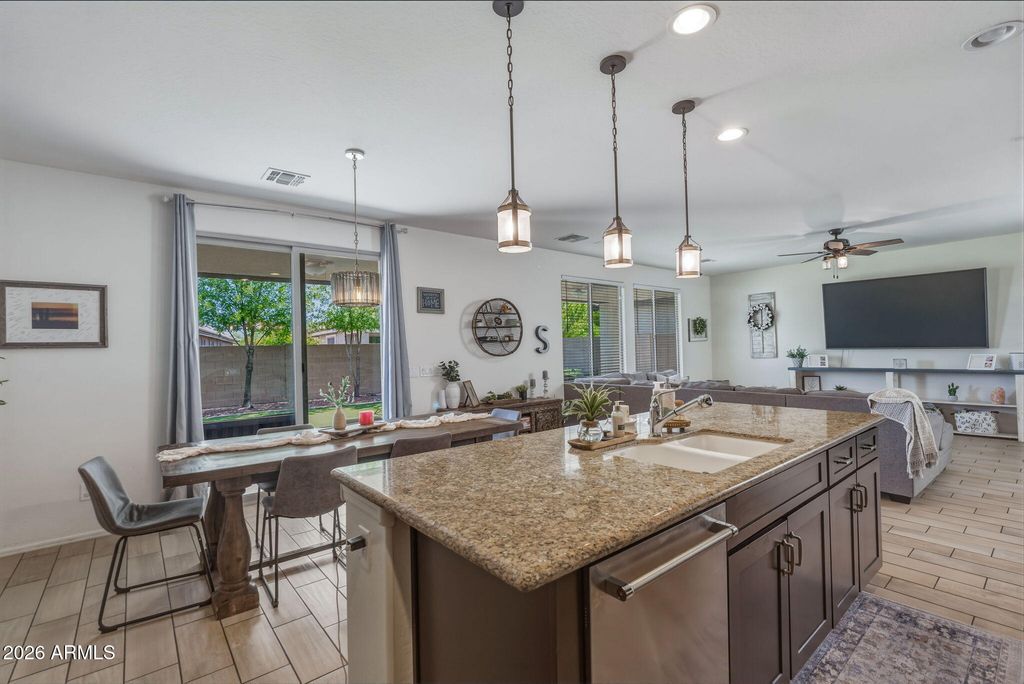 12033 W BRILES Road, Peoria, AZ 85383 — photo 3