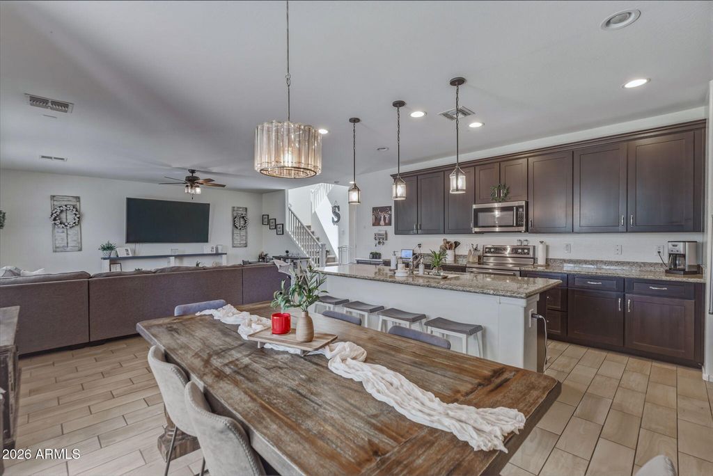 12033 W BRILES Road, Peoria, AZ 85383 — photo 4