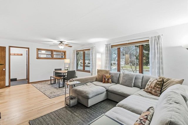 555 Glen Drive, Madison, WI 53711