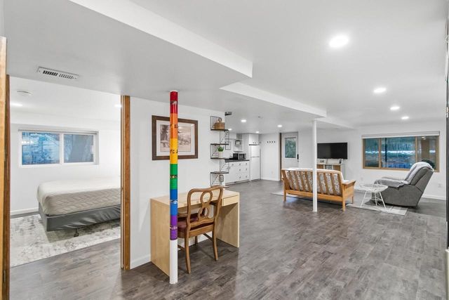 555 Glen Drive, Madison, WI 53711