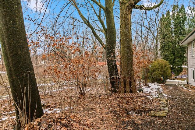 555 Glen Drive, Madison, WI 53711