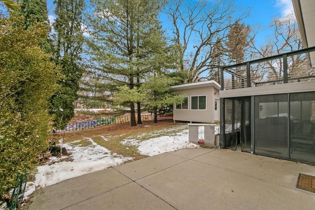 555 Glen Drive, Madison, WI 53711