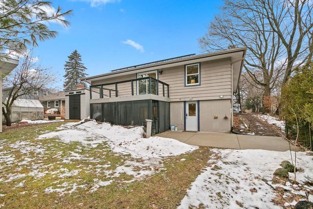 555 Glen Drive, Madison, WI 53711