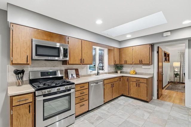 555 Glen Drive, Madison, WI 53711