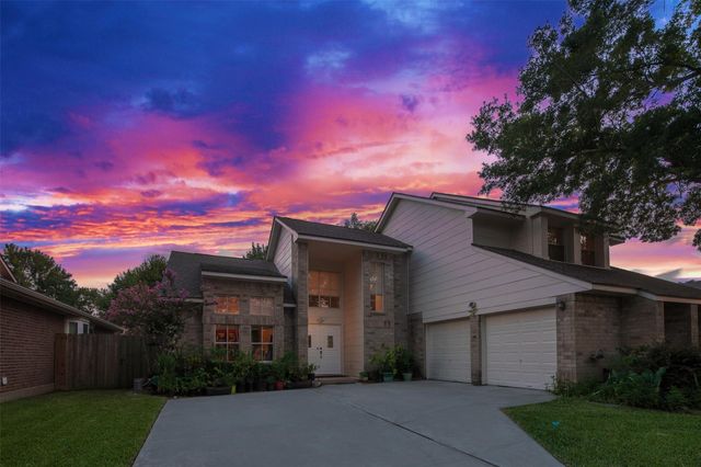 3714 Green Fields Drive, Sugar Land, TX 77479