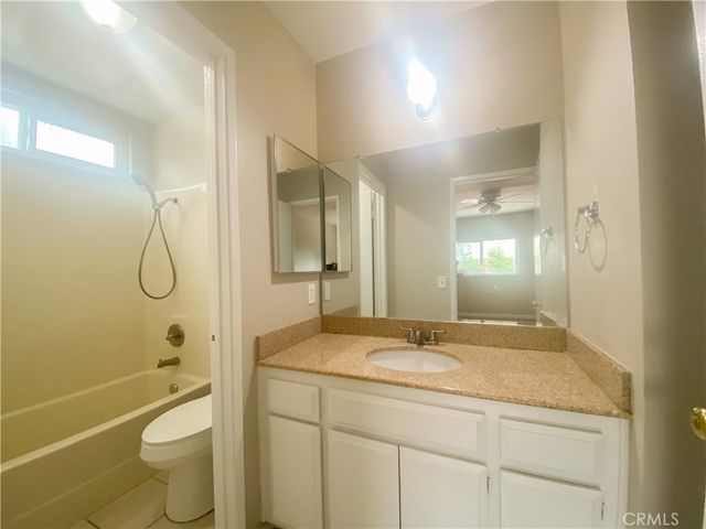 2425 S Bon View, Ontario, CA 91761