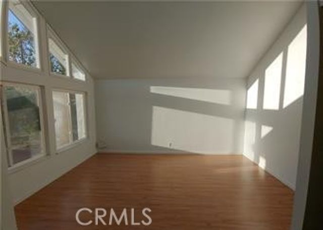 2425 S Bon View, Ontario, CA 91761