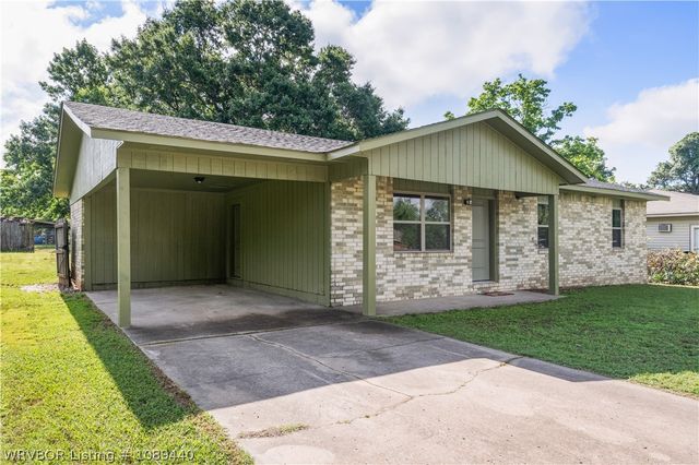 115 39th Street, Van Buren, AR 72956