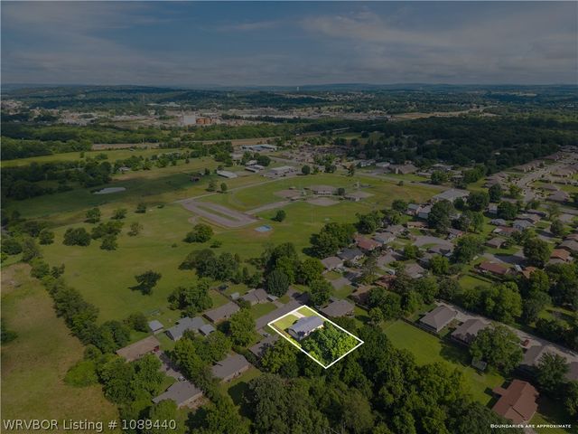 115 39th Street, Van Buren, AR 72956