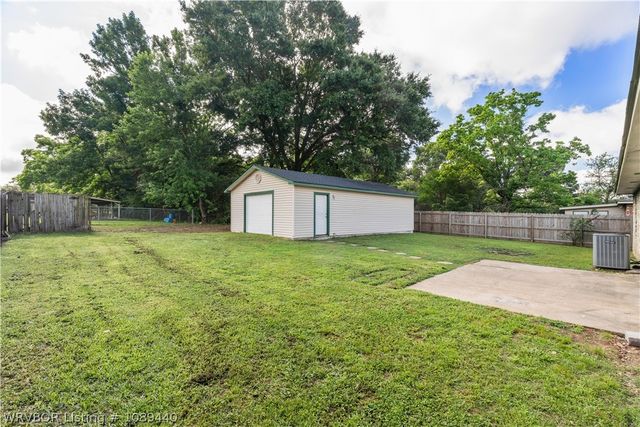 115 39th Street, Van Buren, AR 72956