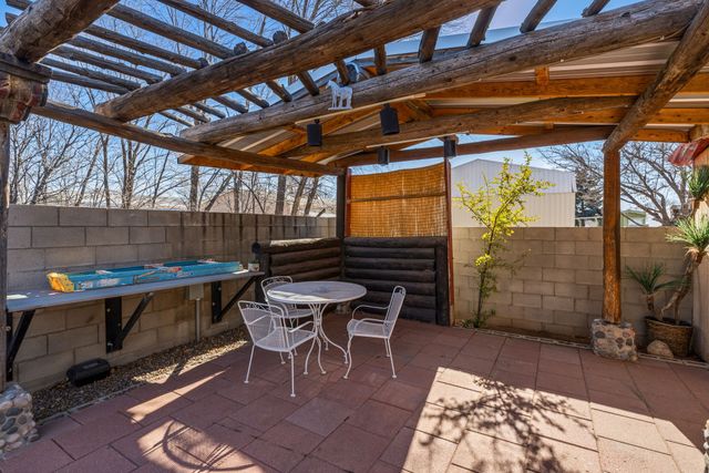5224 joshua Ln, Santa Fe, NM 87507