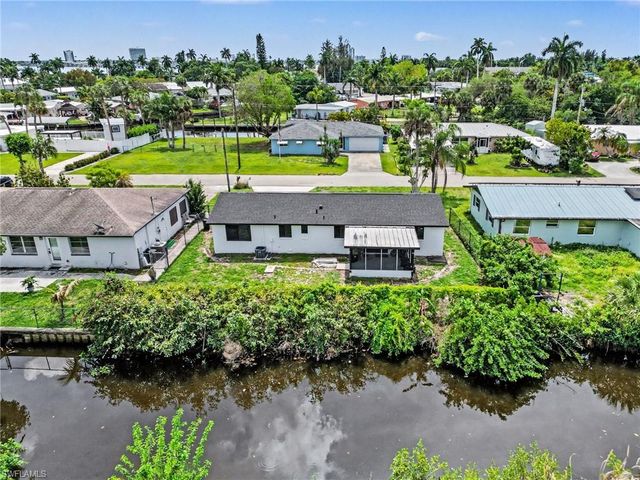 73 Cardinal DR, North Fort Myers, FL 33917