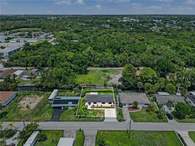 73 Cardinal DR, North Fort Myers, FL 33917
