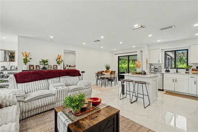 73 Cardinal DR, North Fort Myers, FL 33917