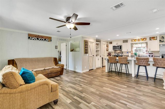 24050 CORTEZ BOULEVARD, Brooksville, FL 34601