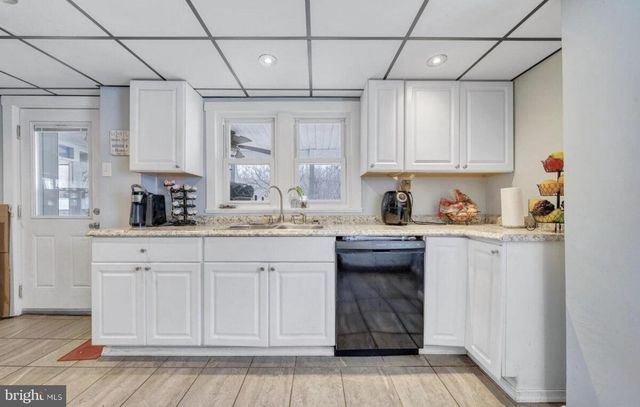 14593 CHURCH ST, Eagle Rock, VA 24085