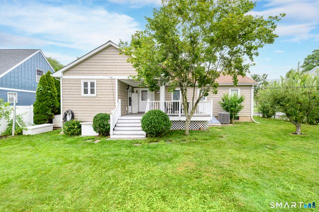 28 Sutton Drive West, Stamford, CT 06906