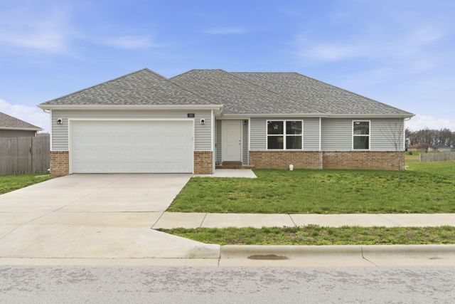 162 E Melton Road, Ozark, MO 65721