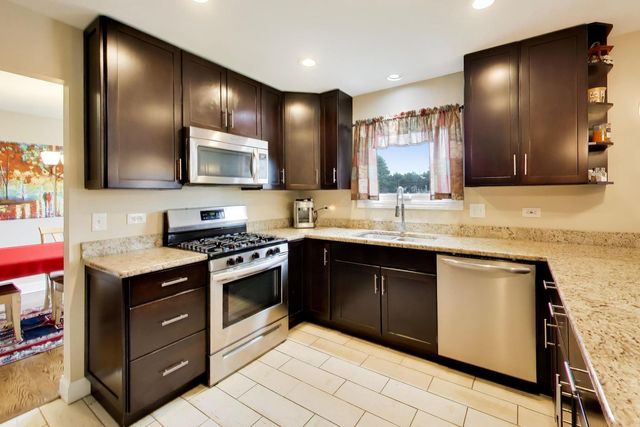 639 N Newkirk Lane, Palatine, IL 60074