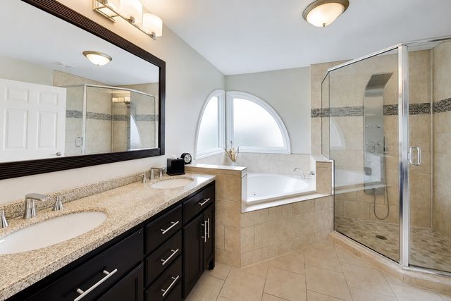 639 N Newkirk Lane, Palatine, IL 60074