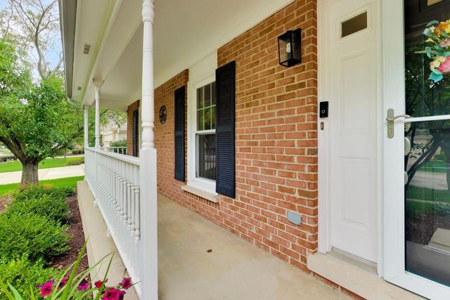 639 N Newkirk Lane, Palatine, IL 60074
