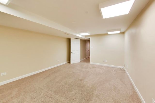 639 N Newkirk Lane, Palatine, IL 60074