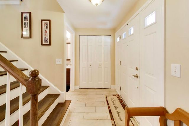 639 N Newkirk Lane, Palatine, IL 60074