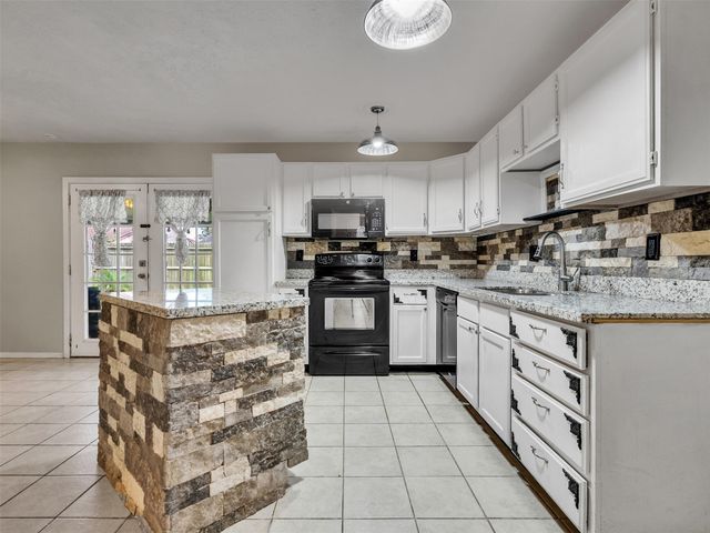 17323 Glenpatti Drive, Houston, TX 77084