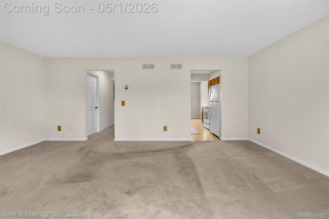 4991 Crooks Road, Royal Oak, MI 48073