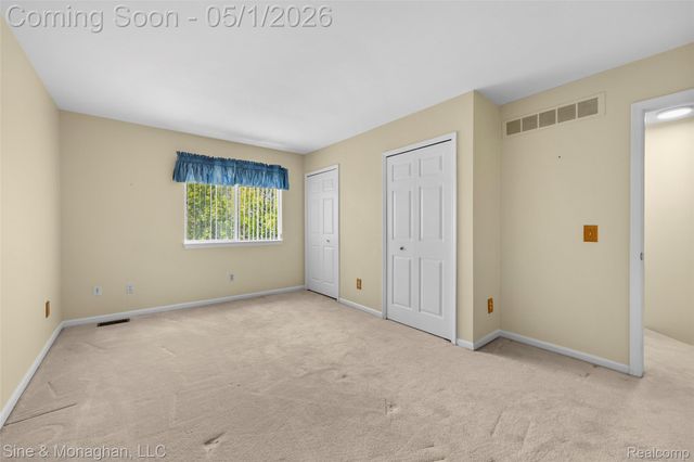 4991 Crooks Road, Royal Oak, MI 48073