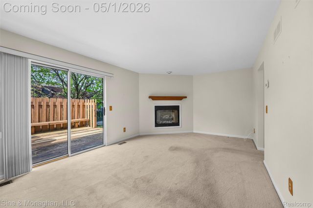 4991 Crooks Road, Royal Oak, MI 48073