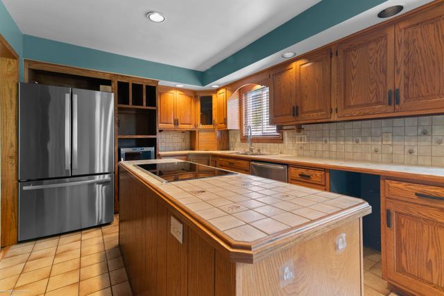 14546 Cornell Street, Sterling Heights, MI 48313