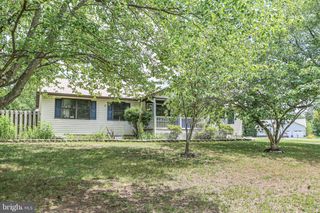 808 CRESTHILL RD, Fredericksburg, VA 22405